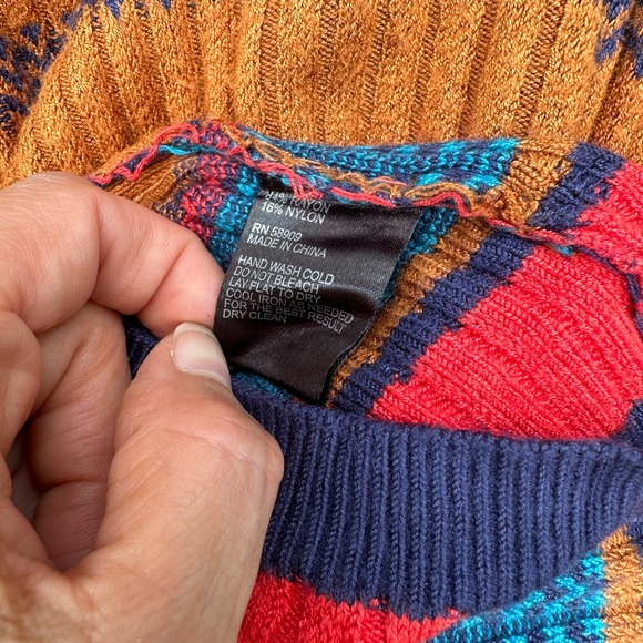 Sweater dress Gianni Bini,size large,multicolored,84%rayon,14% nylon, - Picture 5 of 5